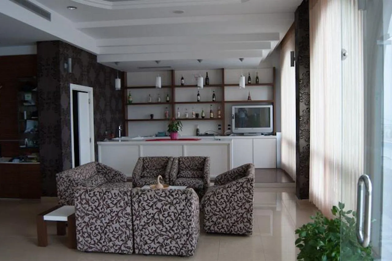 Paradise Lukova Hotel