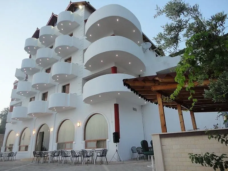 Paradise Lukova Hotel 4*,